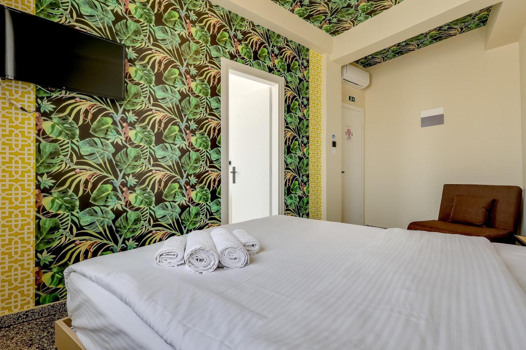 7Athens Aparthotel Екстериор снимка