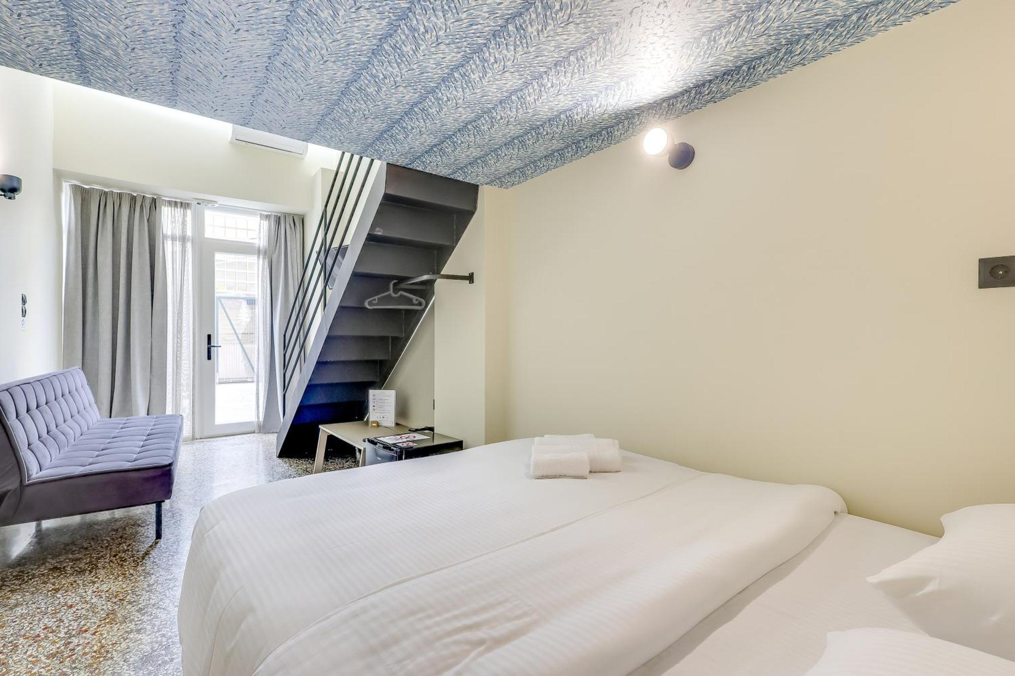 7Athens Aparthotel Екстериор снимка